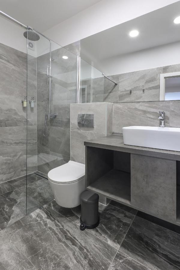 Residence Inn 里耶卡 外观 照片